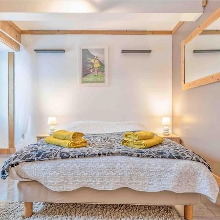 Chambre Independante Avec Salle De Bain Independante Au Rdc D Un Chalet A 25 Kms Chamonix Сен-Жерве-ле-Бен Екстериор снимка